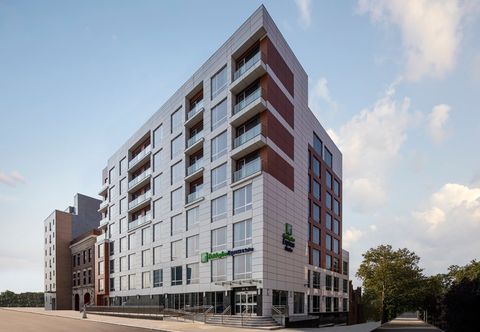 Exterior Holiday Inn Express & Suites WOODSIDE LAGUARDIA AIRPORT, an IHG Hotel