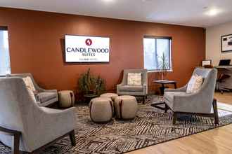 Lobby 4 Candlewood Suites EAST LANSING