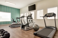 ห้องออกกำลังกาย Holiday Inn Express & Suites SEARCY, an IHG Hotel