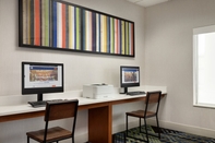 Functional Hall Holiday Inn Express & Suites SEARCY, an IHG Hotel