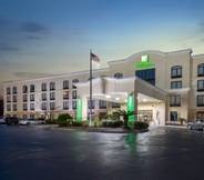 ภายนอกอาคาร 3 Holiday Inn SAVANNAH S - I-95 GATEWAY, an IHG Hotel