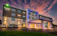 ภายนอกอาคาร 7 Holiday Inn Express & Suites ASHEBORO, an IHG Hotel