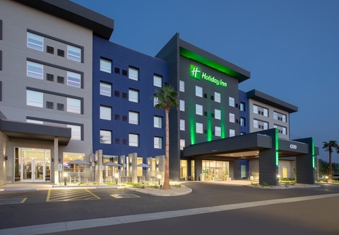 Exterior Holiday Inn GLENDALE - STADIUM & ENT DIST, an IHG Hotel