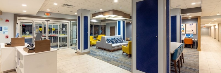 Lobby Holiday Inn Express & Suites HARRISONBURG – UNIVERSITY AREA, an IHG Hotel