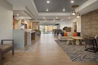 Lobby 4 Candlewood Suites LEXINGTON - MEDICAL DISTRICT