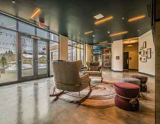 Lobby 2 Hotel Indigo SILVERTHORNE, an IHG Hotel