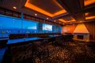 Bar, Cafe and Lounge Crowne Plaza - ANA MATSUYAMA, an IHG Hotel