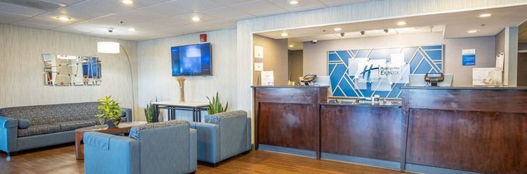 Lobby Holiday Inn Express NEWARK AIRPORT – ELIZABETH by IHG, an IHG Hotel