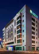 Stay in the heart of Jumeirah area Holiday Inn Express Dubai Jumeirah, an IHG Hotel