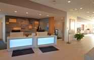 Lobi 7 Holiday Inn Express & Suites ONALASKA - LA CROSSE AREA, an IHG Hotel