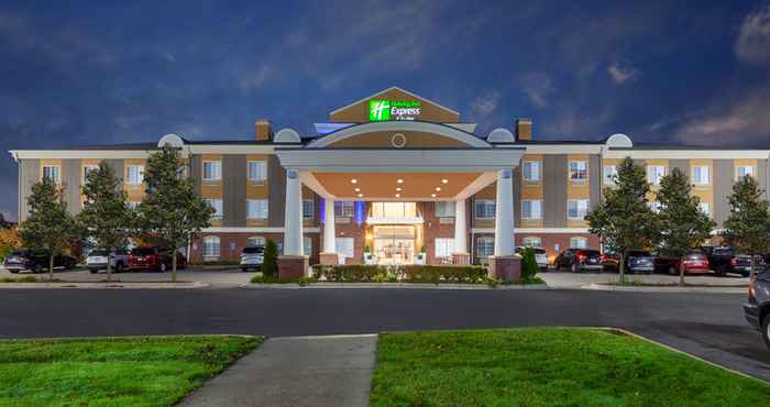 Bangunan Holiday Inn Express & Suites WOODHAVEN, an IHG Hotel