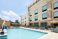 Hồ bơi Holiday Inn Express & Suites GULF BREEZE - PENSACOLA AREA, an IHG Hotel