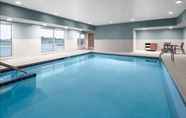 Swimming Pool 3 Holiday Inn Express ELLENSBURG, an IHG Hotel