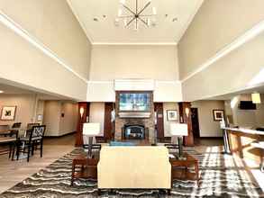 Lobby 4 Staybridge Suites DETROIT - NOVI, an IHG Hotel