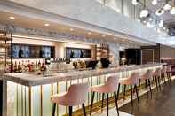 Bar, Cafe and Lounge Crowne Plaza SYDNEY DARLING HARBOUR, an IHG Hotel