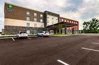 Bangunan Holiday Inn Express & Suites DAYTON EAST - BEAVERCREEK, an IHG Hotel