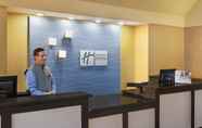 Lobi 2 Holiday Inn Express & Suites EDMOND, an IHG Hotel