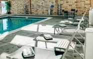 Swimming Pool 3 Crowne Plaza CHICAGO SW - BURR RIDGE, an IHG Hotel