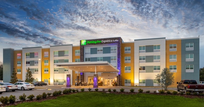 Exterior Holiday Inn Express & Suites WILDWOOD – THE VILLAGES, an IHG Hotel