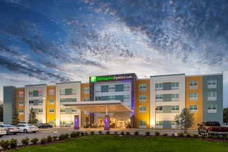 ภายนอกอาคาร 4 Holiday Inn Express & Suites WILDWOOD – THE VILLAGES, an IHG Hotel