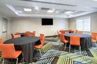 Functional Hall Holiday Inn Express & Suites BLUFFTON @ HILTON HEAD AREA, an IHG Hotel