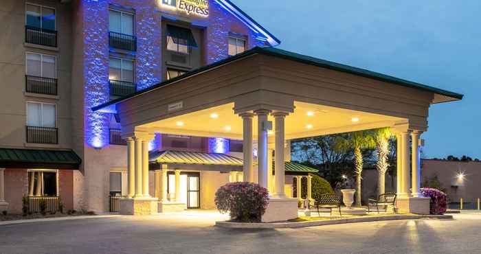 Exterior Holiday Inn Express & Suites BLUFFTON @ HILTON HEAD AREA, an IHG Hotel