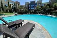 Kolam Renang Staybridge Suites CARLSBAD - SAN DIEGO, an IHG Hotel