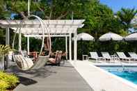Swimming Pool Kimpton ELLA'S COTTAGES, an IHG Hotel