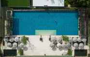 สระว่ายน้ำ 5 InterContinental Hotels BALI SANUR RESORT, an IHG Hotel