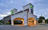 Exterior 5 Holiday Inn Express WINSTON-SALEM MEDICAL CTR AREA, an IHG Hotel