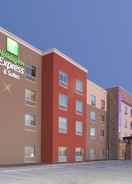 EXTERIOR_BUILDING Holiday Inn Express & Suites GOODLAND I-70, an IHG Hotel
