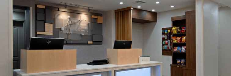 Sảnh chờ Holiday Inn Express & Suites FRESNO SOUTH, an IHG Hotel