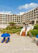 EXTERIOR_BUILDING Holiday Inn Resort LUMINA ON WRIGHTSVILLE BEACH, an IHG Hotel