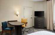 Bedroom 5 Candlewood Suites CHARLESTON - NORTHWOODS