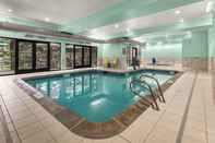 Kolam Renang Holiday Inn & Suites BOTHELL, an IHG Hotel