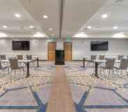 Ruangan Fungsional 5 Holiday Inn & Suites PIGEON FORGE CONVENTION CENTER, an IHG Hotel