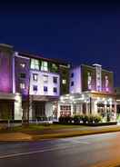 Crowne Plaza Dublin Airport Exterior at Night Crowne Plaza DUBLIN AIRPORT, an IHG Hotel