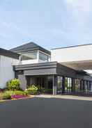 EXTERIOR_BUILDING Holiday Inn HASBROUCK HEIGHTS-MEADOWLANDS, an IHG Hotel