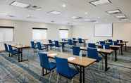 Functional Hall 7 Holiday Inn Express & Suites BRIDGEPORT - CLARKSBURG, an IHG Hotel