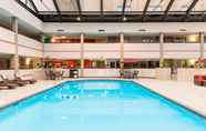 Swimming Pool 2 Independent (SPHC) BROOKFIELD-MILWAUKEE HOTEL, an IHG Hotel