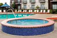 Swimming Pool Holiday Inn PORTLAND - COLUMBIA RIVERFRONT, an IHG Hotel