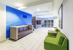Lobby 5 Holiday Inn Express & Suites LAFAYETTE-SOUTH, an IHG Hotel