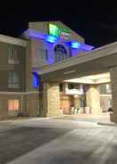 Hotel Exterior Holiday Inn Express & Suites WOODWARD HWY 270, an IHG Hotel