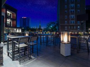 Others 4 voco NIAGARA FALLS - THE CADENCE by IHG, an IHG Hotel