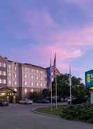 Welcome to Our Milwaukee Airport Hotel. Staybridge Suites Milwaukee Airport South, an IHG Hotel