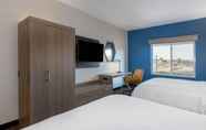 Others 4 Holiday Inn Express & Suites PITTSBURG, an IHG Hotel