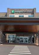 Welcome to Our Canon City Hotel. Holiday Inn Express & Suites CANON CITY, an IHG Hotel