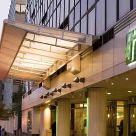 Exterior Entrance 1 ホリデイ・イン ワシントン キャピトル - ナショナルモール by IHG、IHGホテル, レンウィック・ギャラリー ホテル