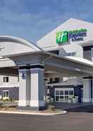 Hotel Exterior Holiday Inn Express & Suites NORTH FREMONT, an IHG Hotel