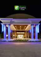 Fully renovated Holiday Inn Express & Suites WILLIAMSBURG, an IHG Hotel